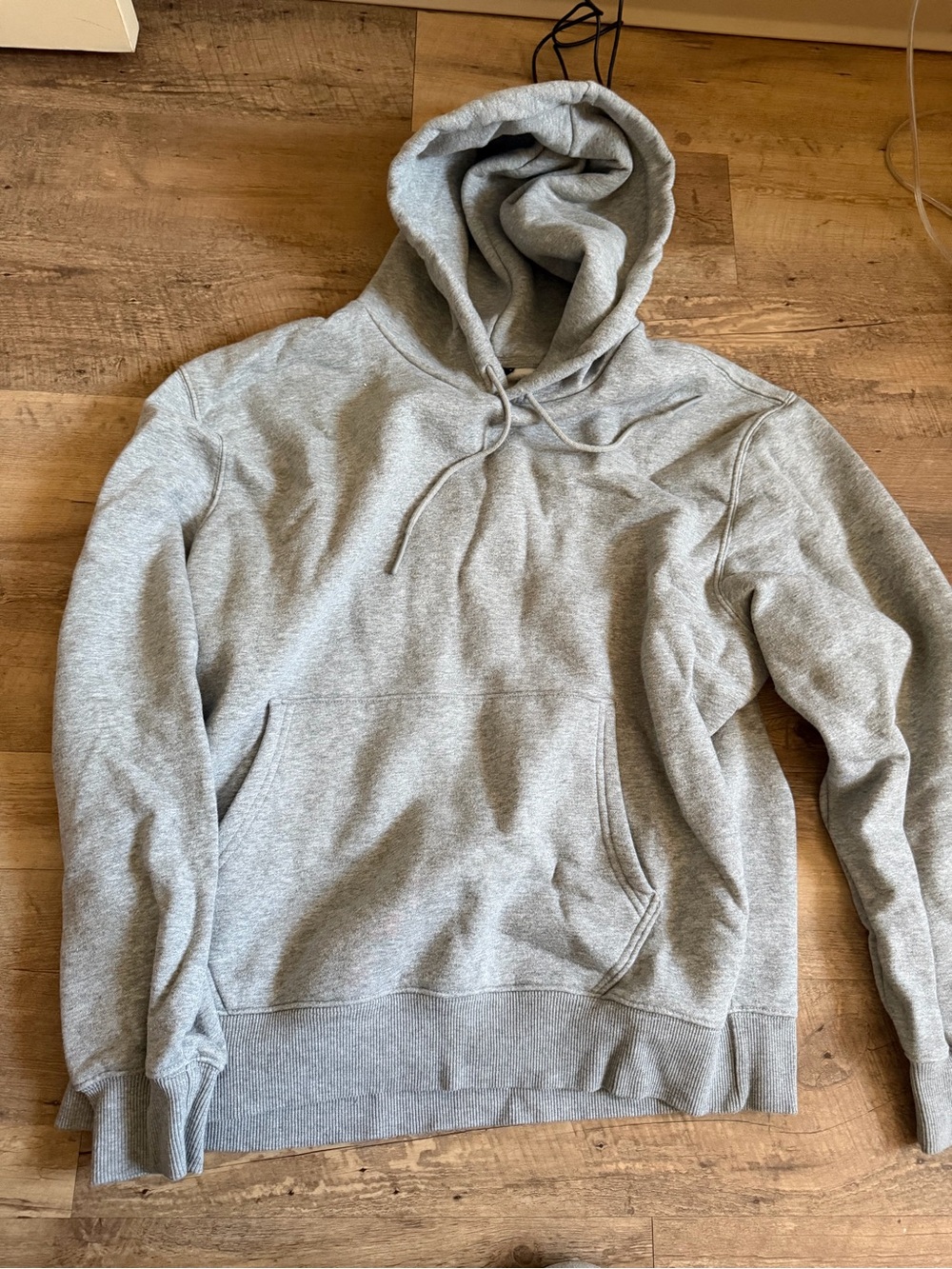 Men's Gray Hooded Pullover Sweatshirt - Classic Comfort